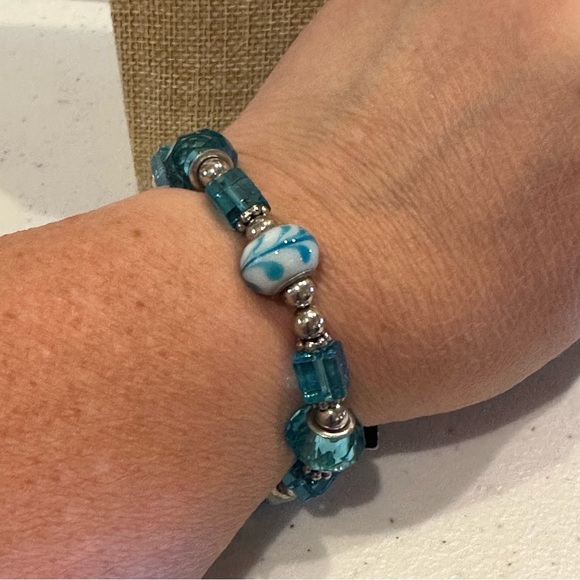 NWT Facets 5th Avenue Art Glass Necklace & Bracelet Set - Silver tone w/ Blue - Picture 14 of 16